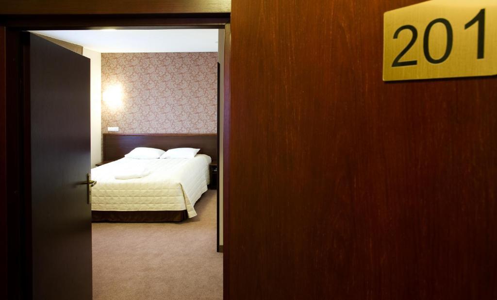 Hotel Centrum Kwidzyn Chambre photo